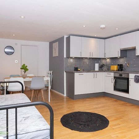 Cosy Ground Floor Apartment London Exteriör bild