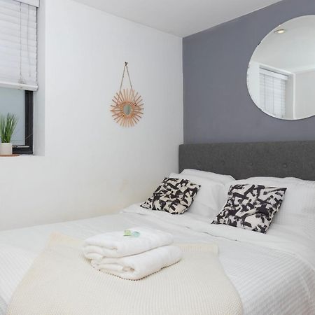 Cosy Ground Floor Apartment London Exteriör bild